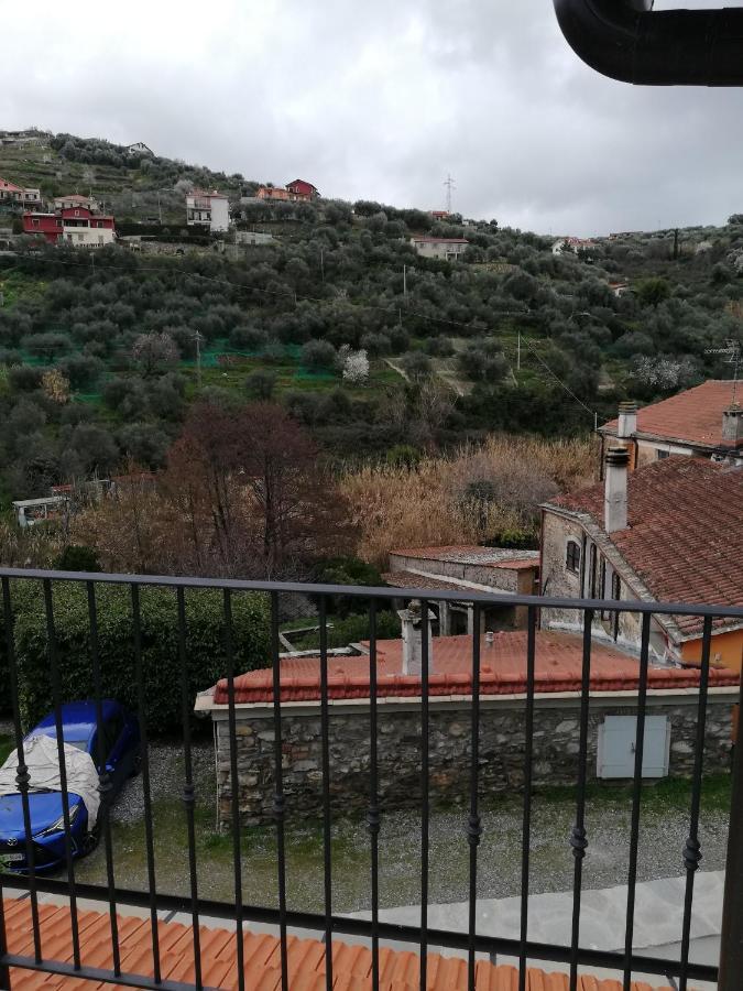 La Torretta Di Piero Con Terrazzi E Parcheggio Privato Citra Zero Zero Ottanta 31Lst0282 Apartamento Imperia Exterior foto