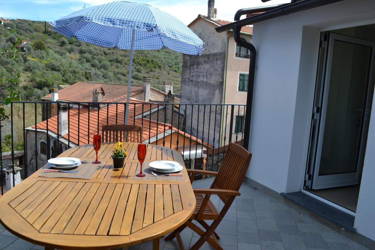 La Torretta Di Piero Con Terrazzi E Parcheggio Privato Citra Zero Zero Ottanta 31Lst0282 Apartamento Imperia Exterior foto